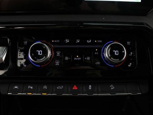 New 2026 GMC Sierra 1500 AT4 image 8