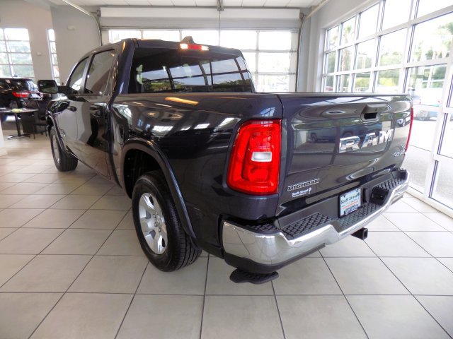 Used 2025 RAM 1500 Big Horn AWD/4WD image 5