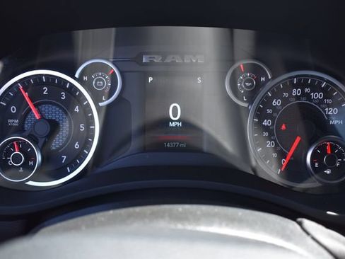 Used 2026 RAM 2500 Big Horn AWD/4WD image 32