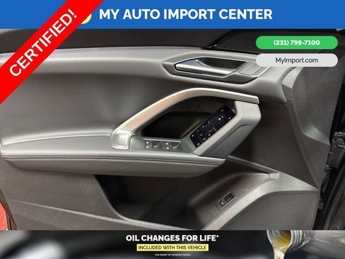 Certified 2025 Audi Q5 Premium w/ Convenience Package image 10