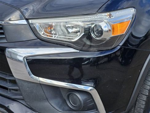 Used 2016 Mitsubishi Outlander Sport ES image 9