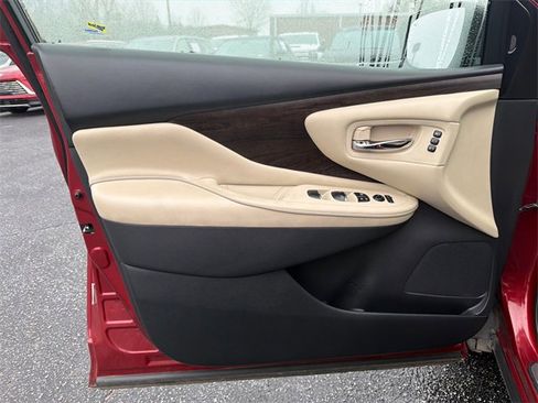 Used 2020 Nissan Murano Platinum w/ Cargo Package image 10