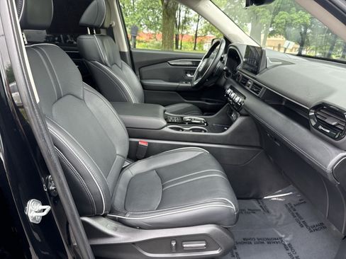 Used 2025 Honda Pilot Elite image 26