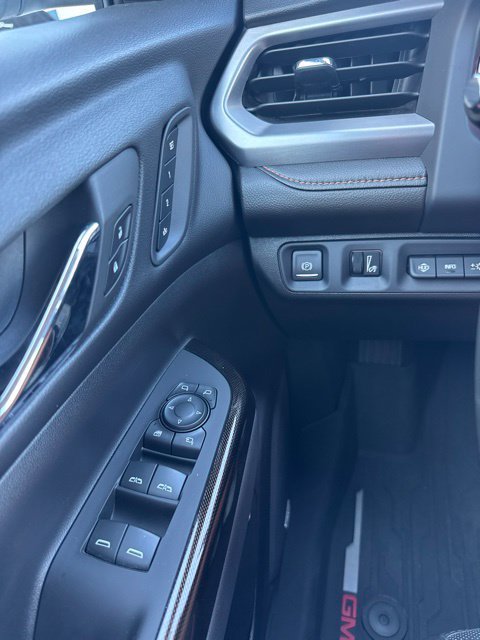 Used 2023 GMC Acadia AT4 w/ Technology Package AWD/4WD image 24