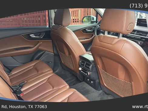 Used 2018 Audi Q7 3.0T Prestige AWD/4WD image 36