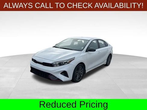 Used 2023 Kia Forte GT-Line image 3