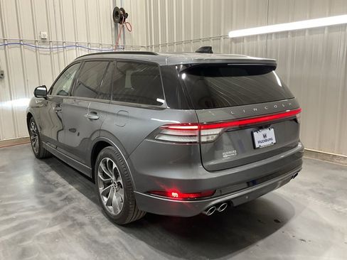 Used 2025 Lincoln Aviator 2WD w/ Jet Appearance Package image 22