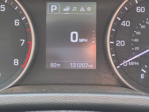 Used 2017 Hyundai Elantra Value Edition FWD image 26