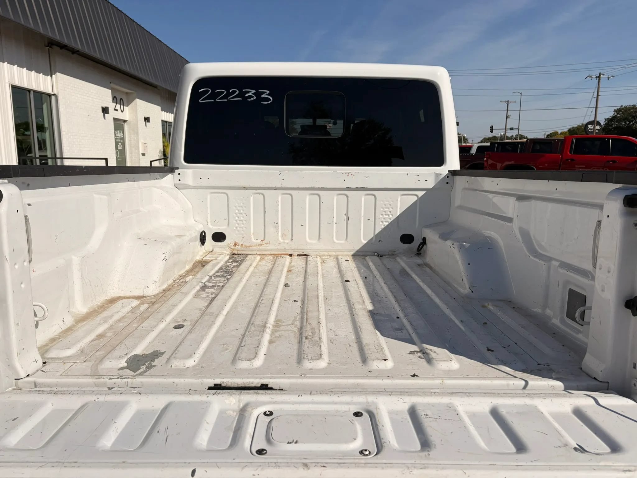 Used 2023 Jeep Gladiator Overland AWD/4WD image 8