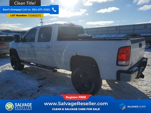 Used 2011 GMC Sierra 2500 Denali image 3