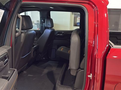 Used 2025 GMC Sierra 1500 AT4 w/ AT4 Premium Package image 20