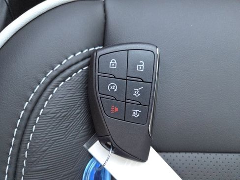 New 2026 GMC Yukon XL AT4 Ultimate w/ LPO, Illumination Package image 42