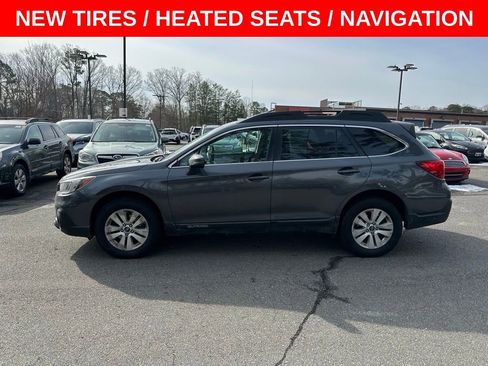 Used 2018 Subaru Outback 2.5i Premium image 5