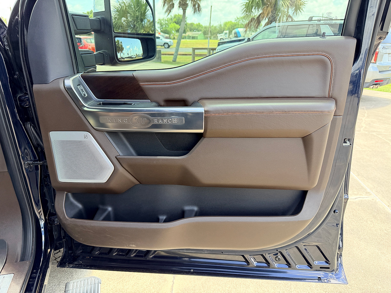 Used 2023 Ford F250 King Ranch w/ Chrome Package AWD/4WD image 14