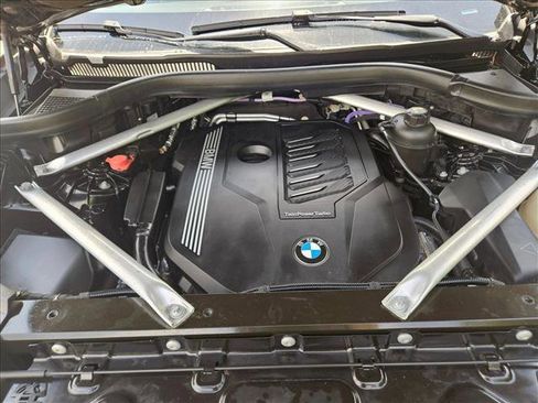 Used 2021 BMW X6 xDrive40i w/ M Sport Package AWD/4WD image 24