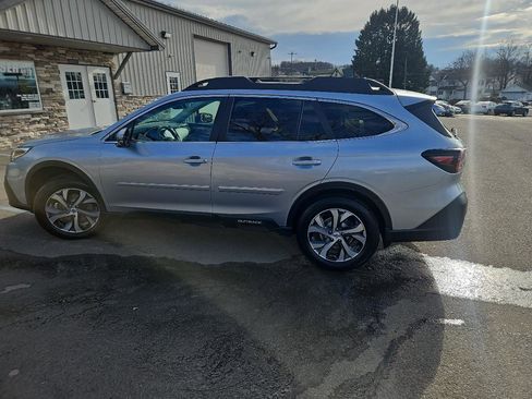Used 2022 Subaru Outback Limited image 6