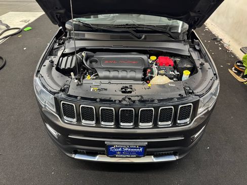 Used 2021 Jeep Compass Limited AWD/4WD image 10