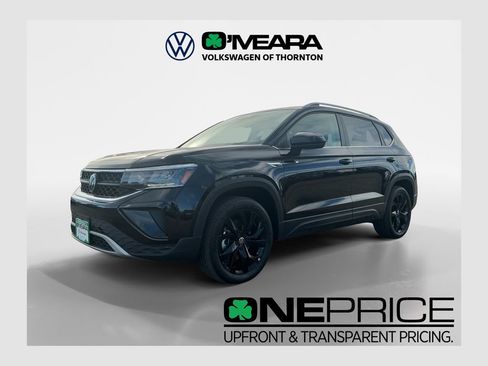 Used 2022 Volkswagen Taos SE w/ Panoramic Sunroof Package image 1