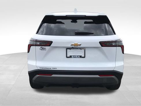 Certified 2026 Chevrolet Equinox LT AWD/4WD image 4