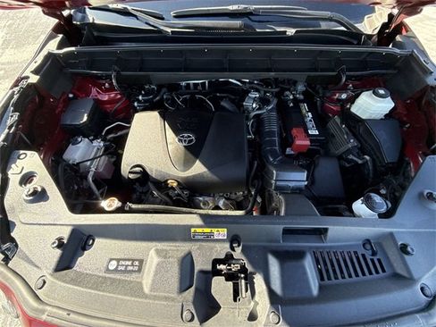 Used 2021 Toyota Highlander Limited image 28