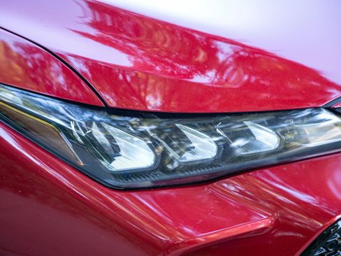 Used 2020 Toyota Avalon TRD image 10