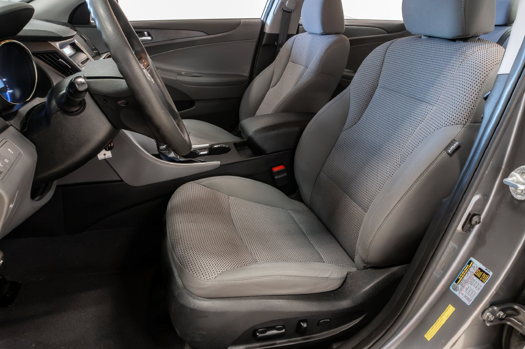 Used 2012 Hyundai Sonata GLS w/ Popular Equipment Pkg FWD image 10