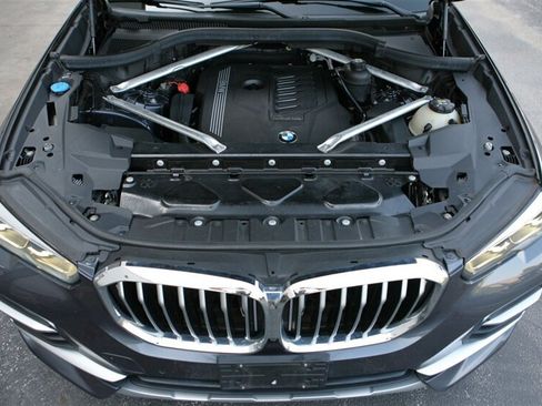 Used 2019 BMW X5 xDrive40i w/ Premium Package 2 AWD/4WD image 7