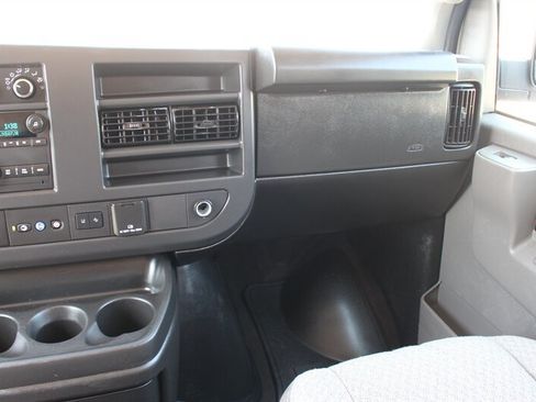 Used 2025 Chevrolet Express 3500 LT w/ LT Preferred Equipment Group RWD image 20