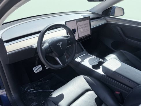 Used 2023 Tesla Model Y Performance image 26