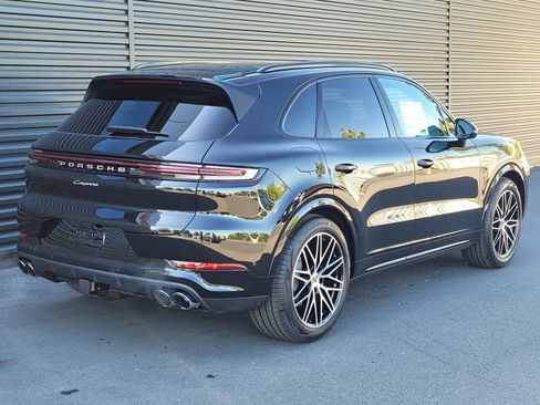 New 2026 Porsche Cayenne AWD/4WD image 7