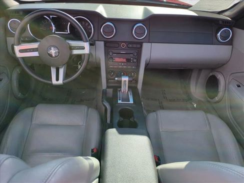 Used 2007 Ford Mustang Deluxe image 18