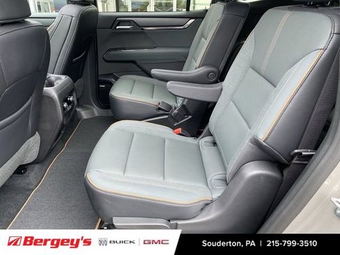 New 2026 GMC Acadia AT4 w/ Luxury Package AWD/4WD image 28