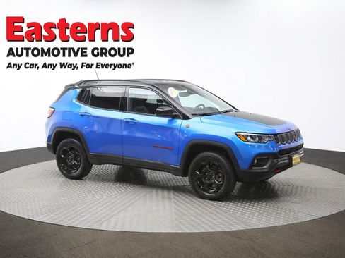 Used 2023 Jeep Compass Trailhawk AWD/4WD image 48