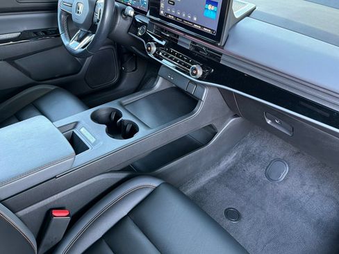 Used 2024 Honda Prologue Touring image 16