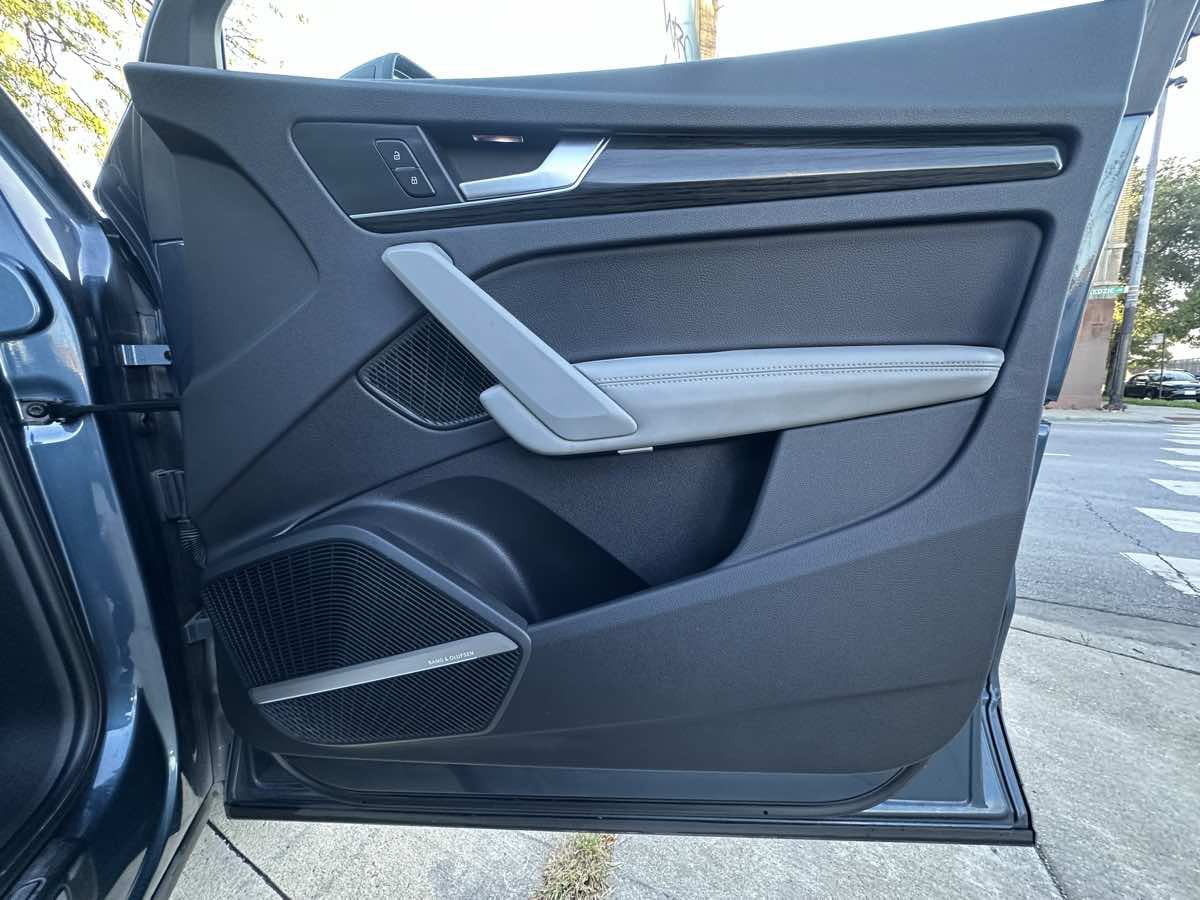 Used 2018 Audi Q5 Prestige AWD/4WD image 32