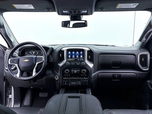 Used 2019 Chevrolet Silverado 1500 LTZ w/ LTZ Premium Package AWD/4WD image 30