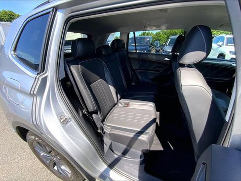 Used 2023 Volkswagen Tiguan SE AWD/4WD image 22