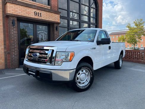 Used 2012 Ford F150 XL w/ XL Decor Group RWD image 2
