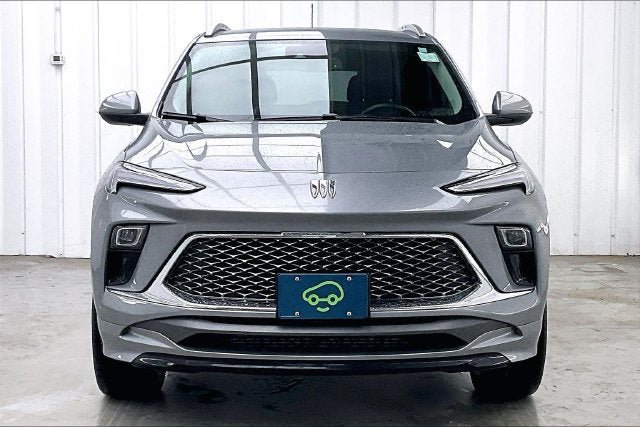 Certified 2024 Buick Encore GX Avenir w/ Avenir Convenience Package AWD/4WD image 3
