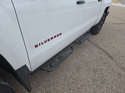 Used 2018 Chevrolet Silverado 1500 LTZ Z71 w/ Redline Edition image 33