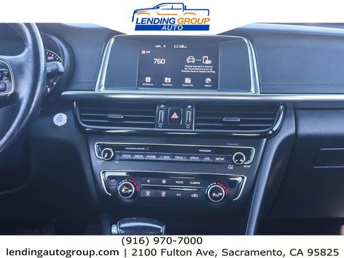 Used 2018 Kia Optima EX w/ Premium Package FWD image 12