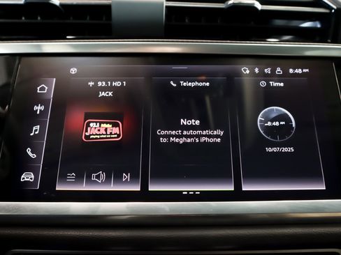 Used 2023 Audi Q3 2.0T Premium w/ Convenience Package image 24