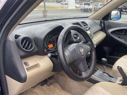 Used 2011 Toyota RAV4 4WD w/ Base L4 Extra Value Pkg image 12