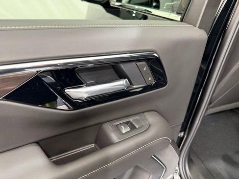 New 2026 Chevrolet Tahoe Premier image 21