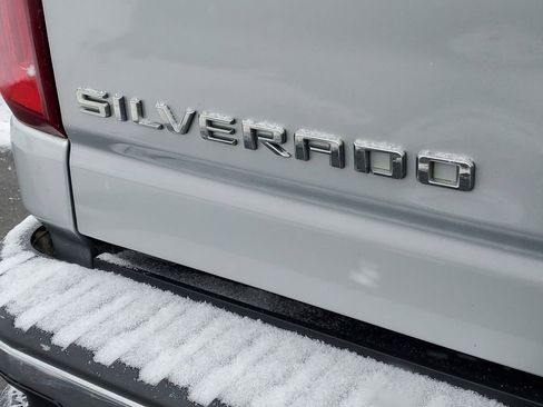 Used 2020 Chevrolet Silverado 2500 LTZ w/ LTZ Plus Package image 32