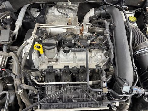 Used 2021 Volkswagen Jetta S w/ Driver Assistance Package image 9