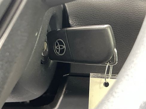 Used 2024 Toyota Corolla LE FWD image 23