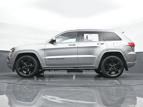 Used 2014 Jeep Grand Cherokee Altitude image 18