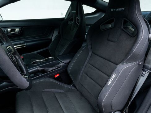 Used 2018 Ford Mustang Shelby GT350 w/ Electronics Package image 21