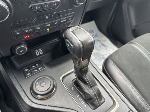 Certified 2021 Ford Ranger Lariat w/ Tremor Off-Road Package image 17